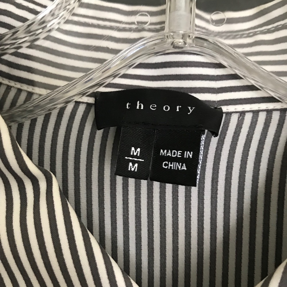 Theory button down blouse - Picture 2 of 4
